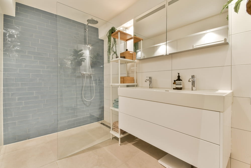 Rénovation de salle de bains : dans quel ordre réaliser les travaux ? Rénovation de salle de bains : dans quel ordre réaliser les travaux ?